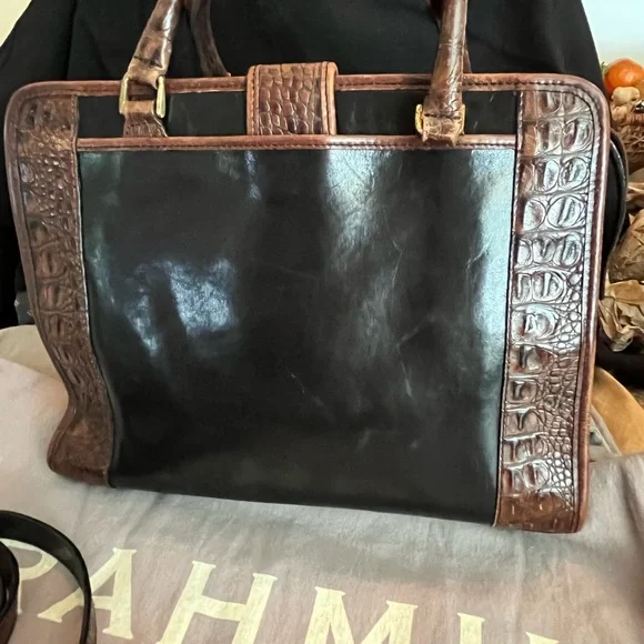 Brahmin Handbag GREAT Condition - Picture 4 of 8